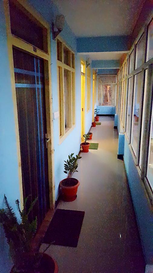 The Shyam Regency Hotell Nārkanda Exteriör bild